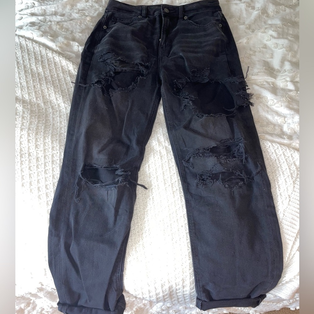 American Eagle Mom Jeans
